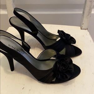 Nine West black satin pumps